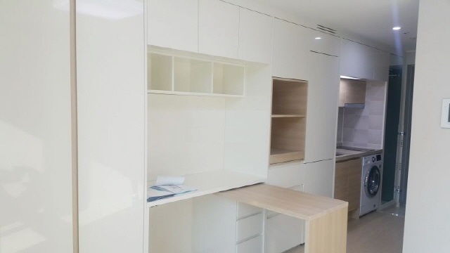 Officetel near Ewha Womans Univ. Station